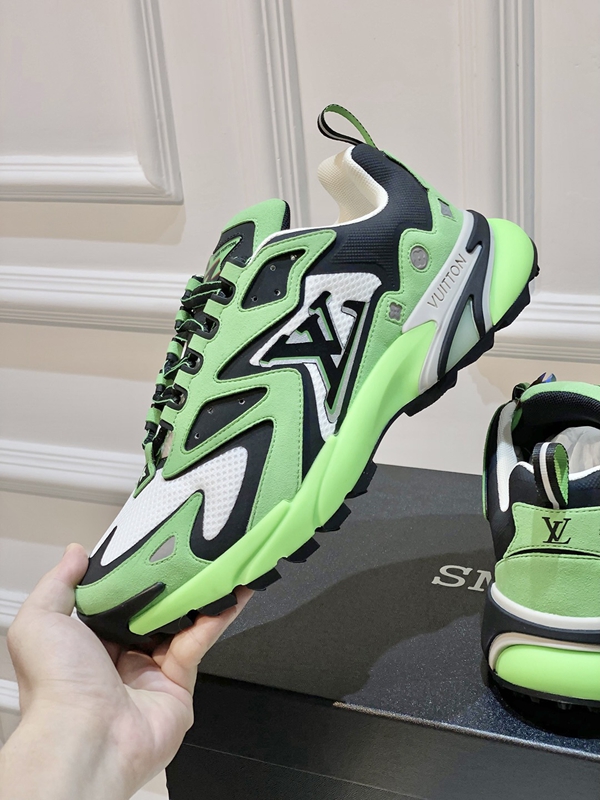 ルイヴィトン靴着用イメージ